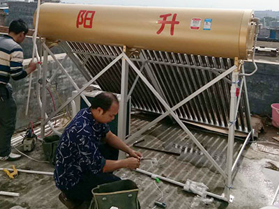 太空能熱水器安裝實例